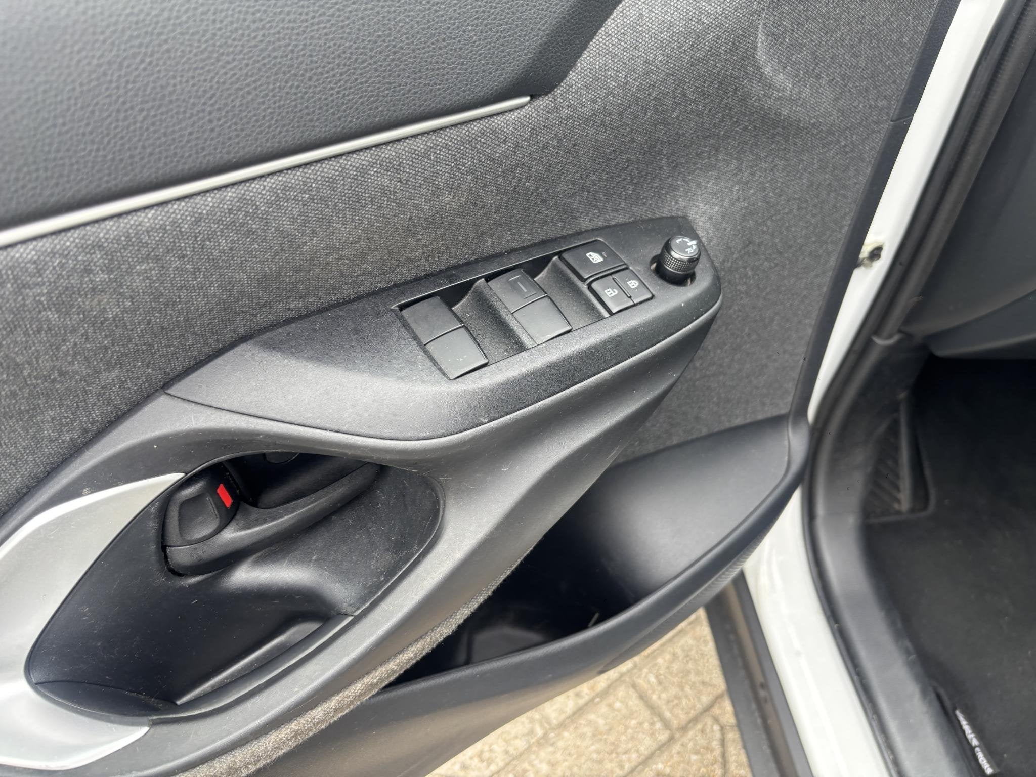 Toyota Yaris Cross 1.5 Hybrid Active 1e eigenaar NL Auto, Ga, Stof, Gebruikt, 116 pk, Bedrijf