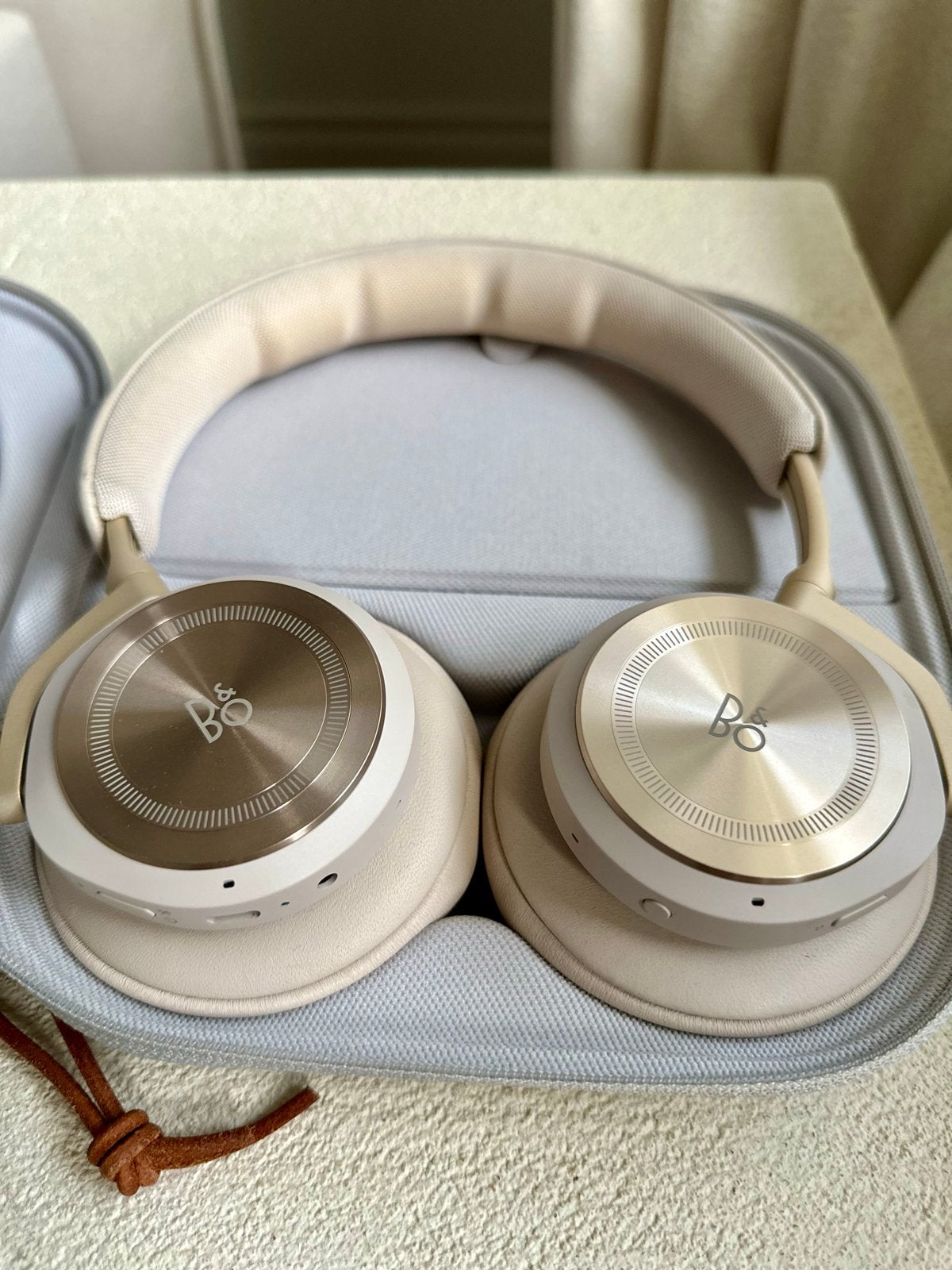 Design Bang & Olufsen Beoplay HX Hoofdtelefoon, Beige, Bluetooth, Ophalen of Verzenden, Zo goed als nieuw