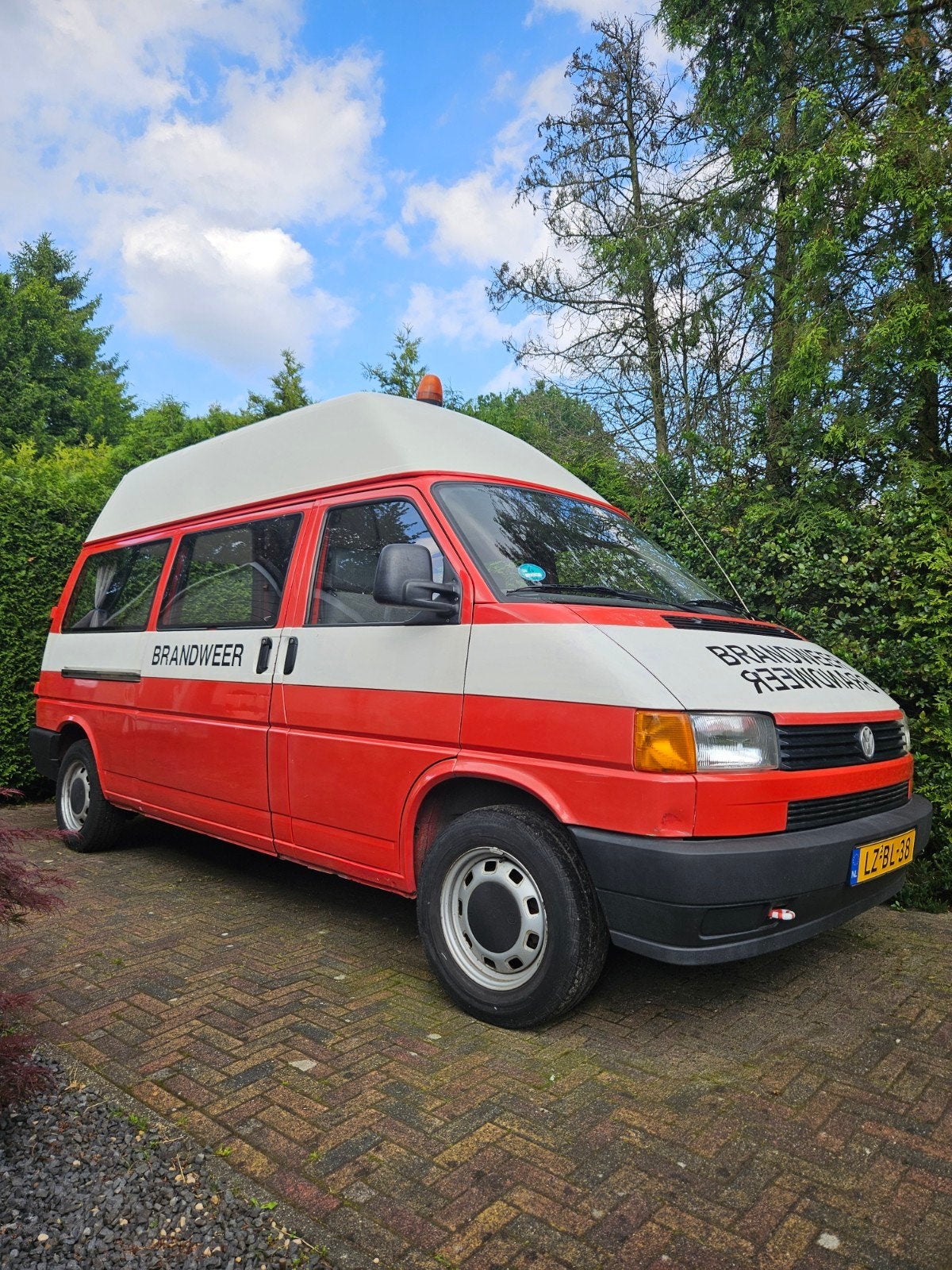 Volkswagen Transporter T4 BENZINE geel kenteken nwe APK, Stof, Overige carrosserieën, Origineel Nederlands, Handgeschakeld