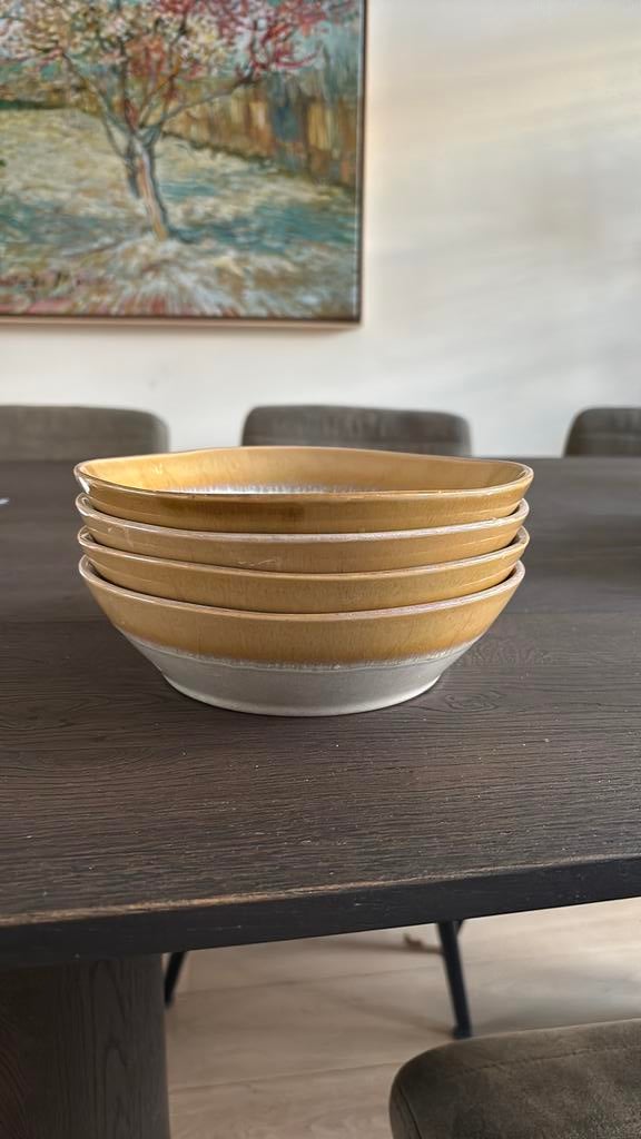 4 diepe borden / soepkommen/ pastaborden 20cm, Huis en Inrichting, Keuken | Servies, Ophalen, Zo goed als nieuw, Kom(men), Overige stijlen