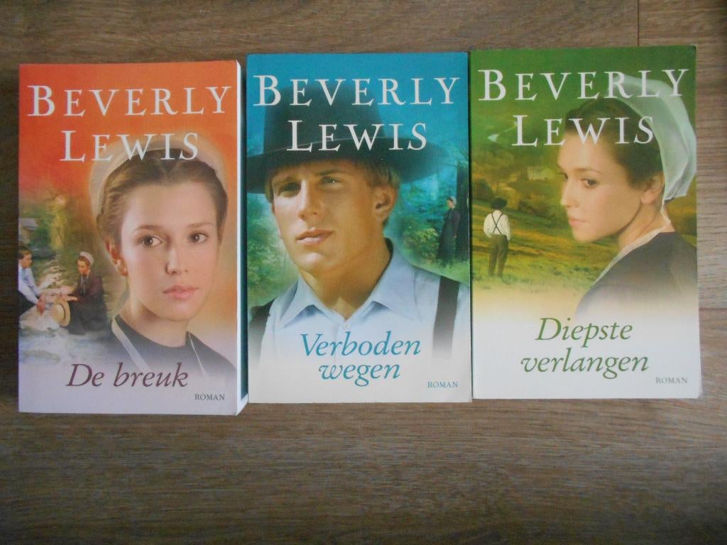 Beverly Lewis Nellie Fisher deel 1 t/m 3, Boeken, Ophalen of Verzenden, Zo goed als nieuw