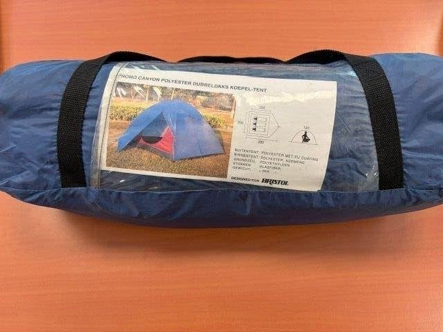 nieuwe 3 persoons tent in opberg tas, Caravans en Kamperen, Ophalen of Verzenden, Nieuw, Tot en met 3