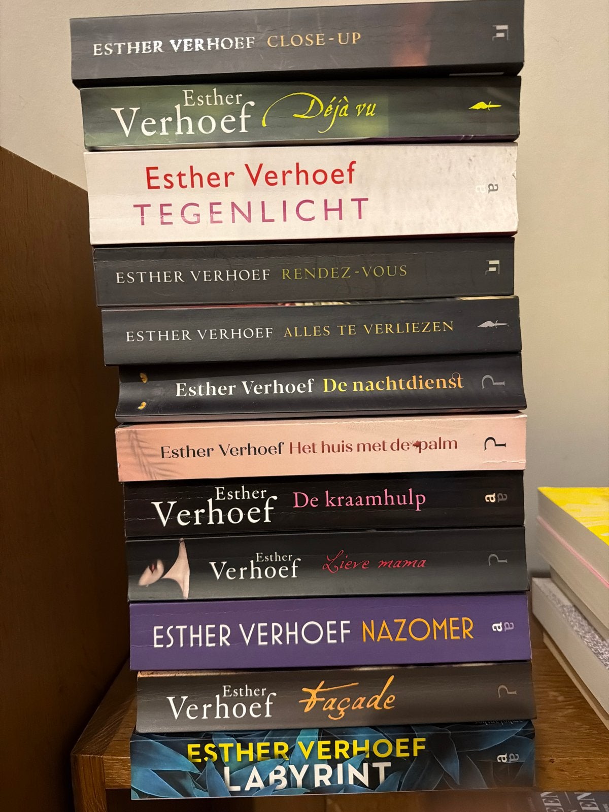 Grote collectie Esther Verhoef thrillers (12 boeken), Ophalen of Verzenden, Zo goed als nieuw, Nederland