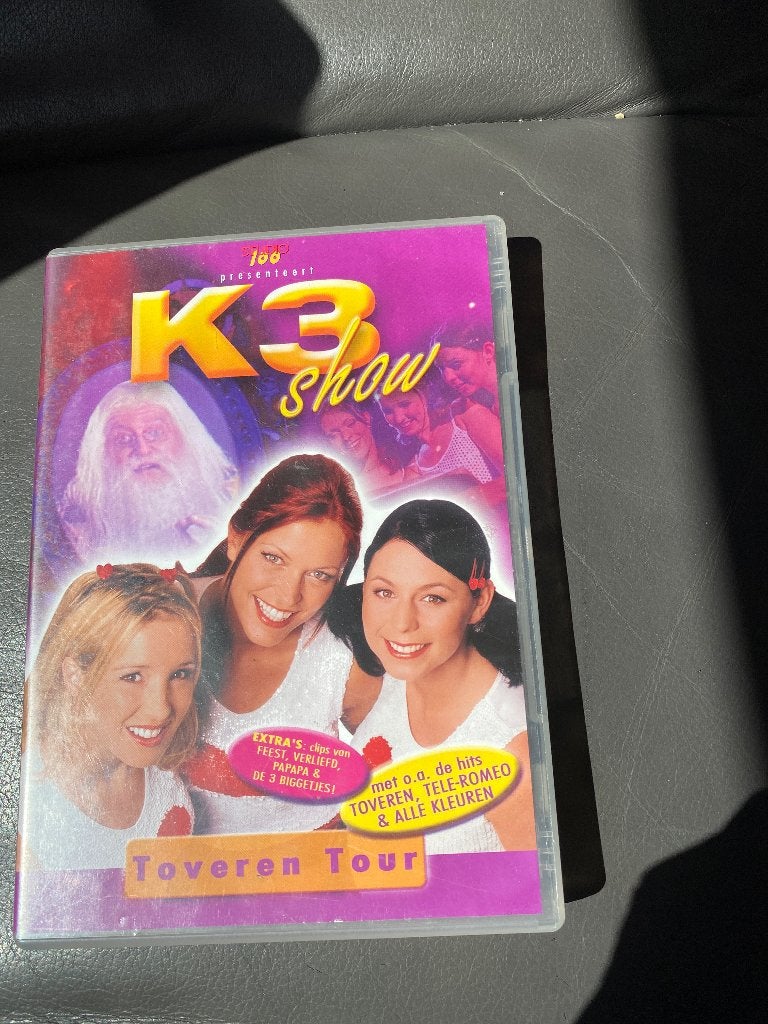 K3 Show: Toveren Tour DVD - Met extra's!, Show, Alle leeftijden, Inclusief doosje, Zo goed als nieuw