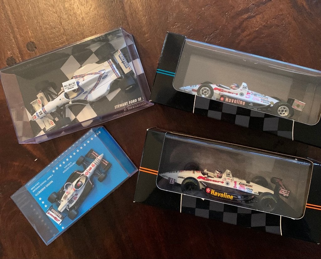 4 model race-auto's te koop, Verzamelen, Ophalen of Verzenden, Zo goed als nieuw, Auto's