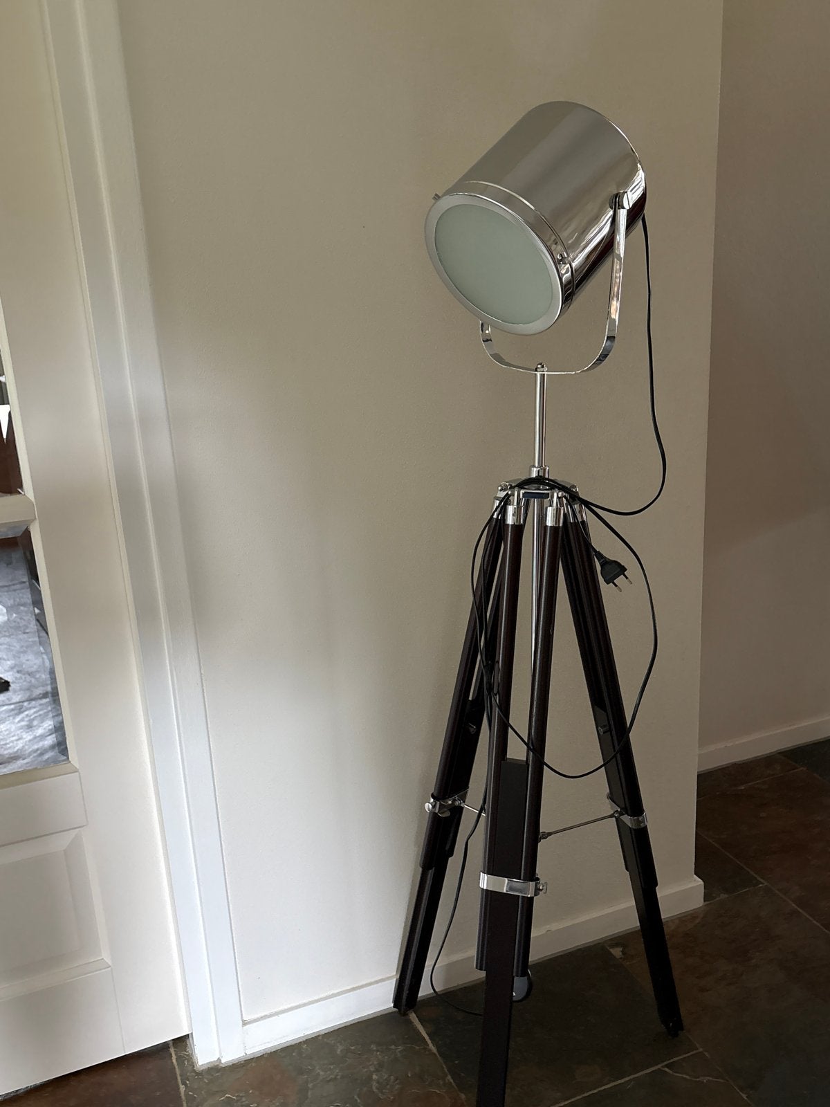 Vloerlamp met driepoot - Chroom en hout, Huis en Inrichting, Ophalen, Zo goed als nieuw, Hout, 150 tot 200 cm