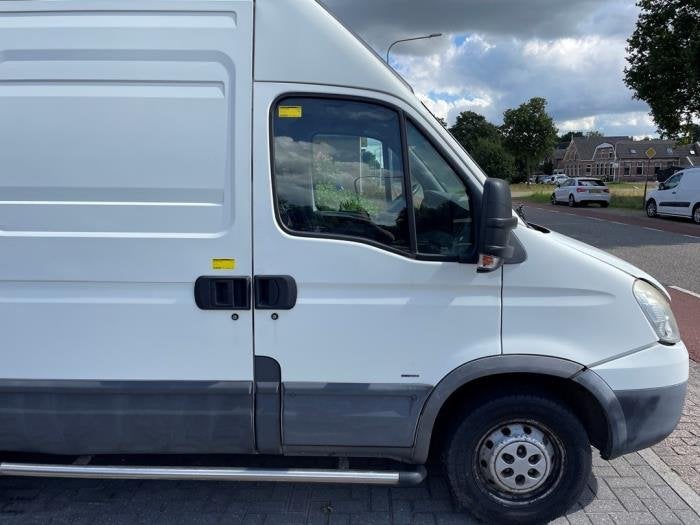 Portier 2Deurs rechts van een Iveco Daily, Gebruikt, -, -, Ophalen of Verzenden