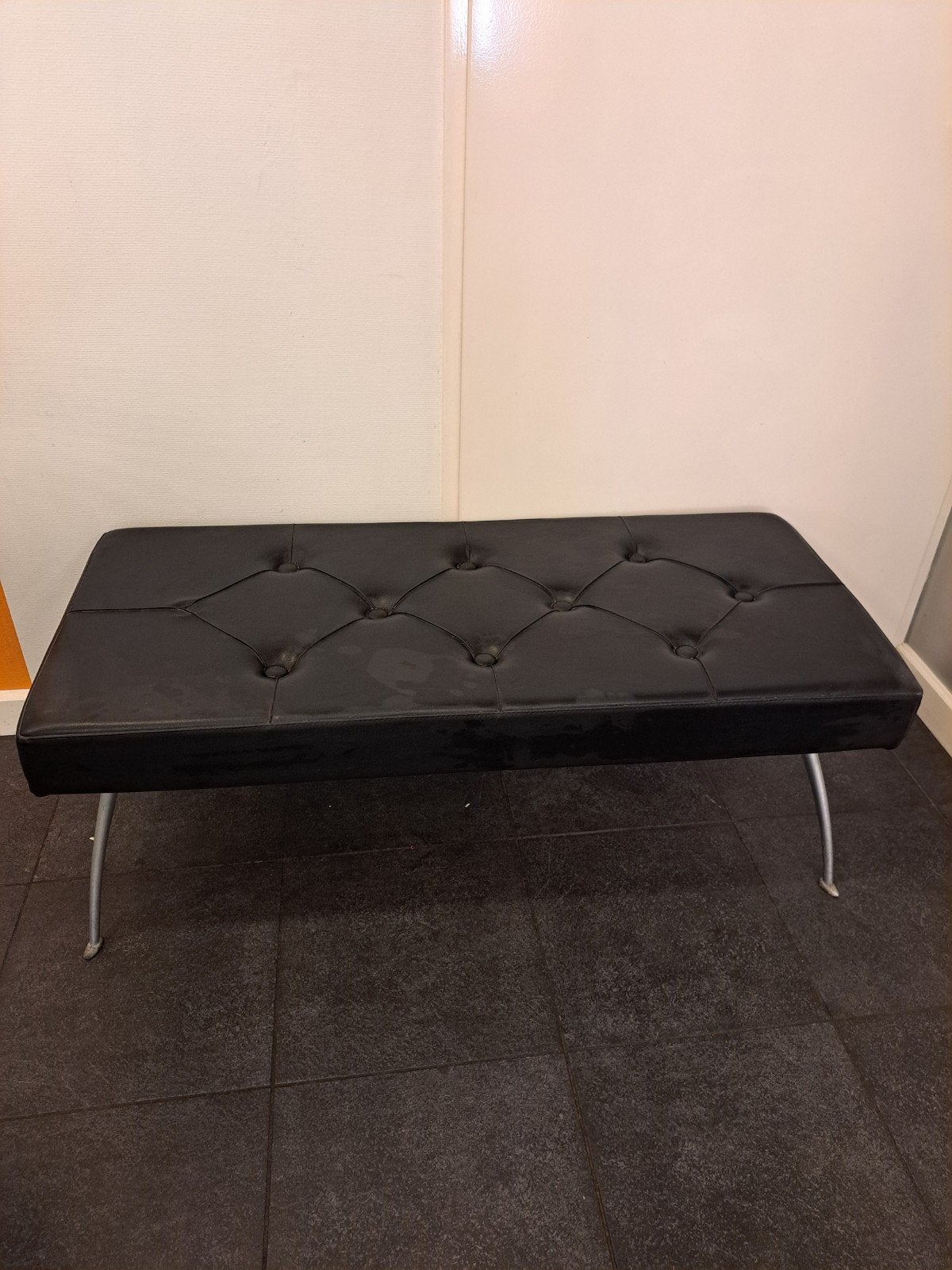 Mooi zwart leer bankje, Ophalen, Gebruikt, 125 cm of meer, Leer