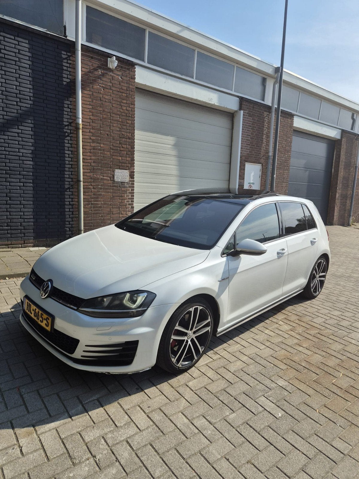 Volkswagen Golf 2.0 TDI 135KW 5D DSG 2015 Wit EXPORT LEES AD, Auto's, Volkswagen, 4 cilinders, Wit, Diesel, 1600 kg