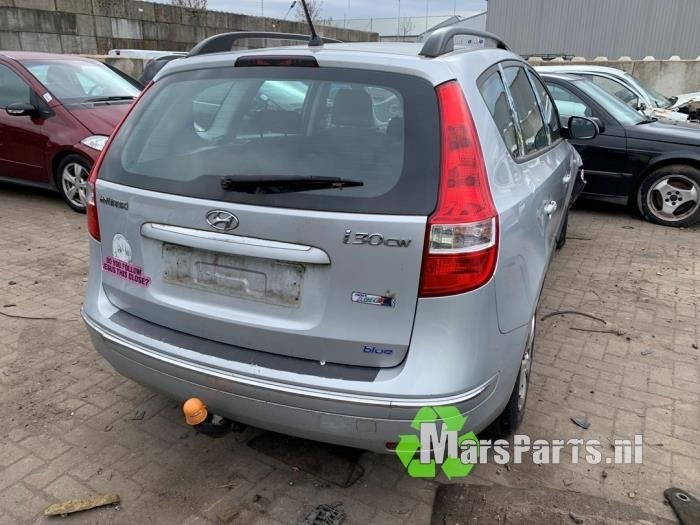 Stijl rechts-achter van een Hyundai I30, Gebruikt, -, -, Ophalen of Verzenden