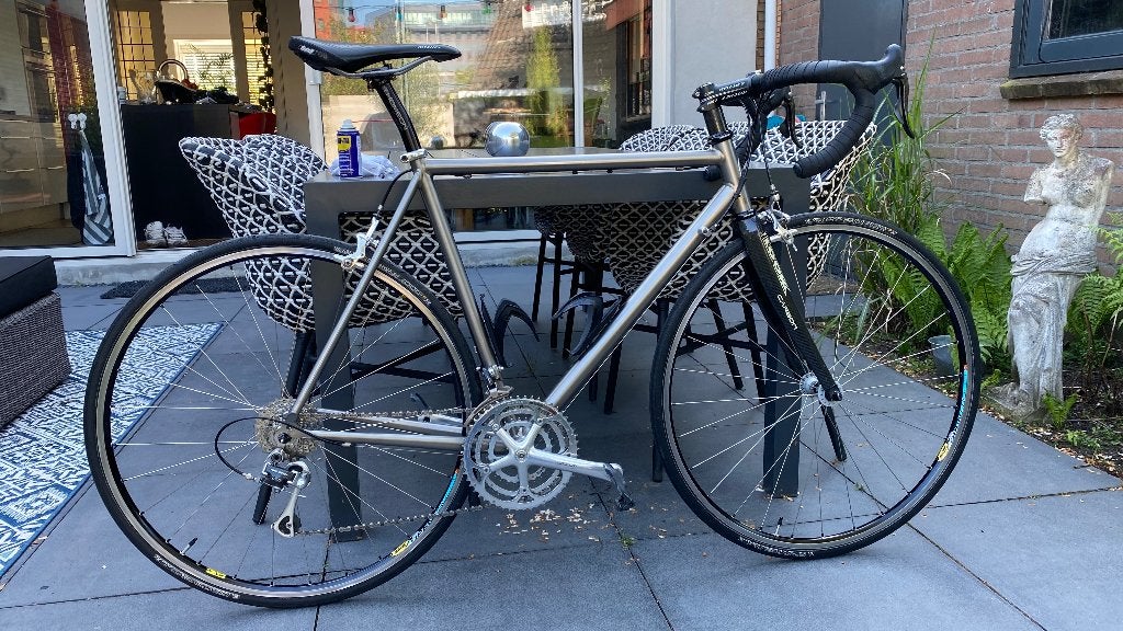 Massini Titanium 56 Campa Record/Chorus DT Swiss 2 wielsets, 28 inch, 10 tot 15 versnellingen, Zo goed als nieuw, 53 tot 57 cm