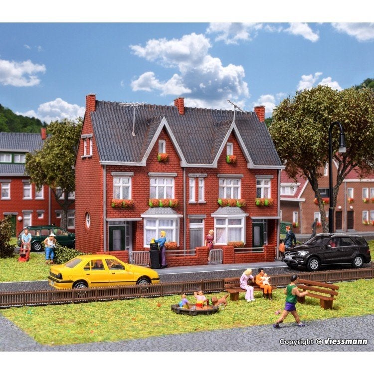 Kibri 38323 Haus Bussardstrasse H0, Overige merken, Info@viessmann-modell.com, Gelijkstroom of Wisselstroom, Brug, Tunnel of Gebouw