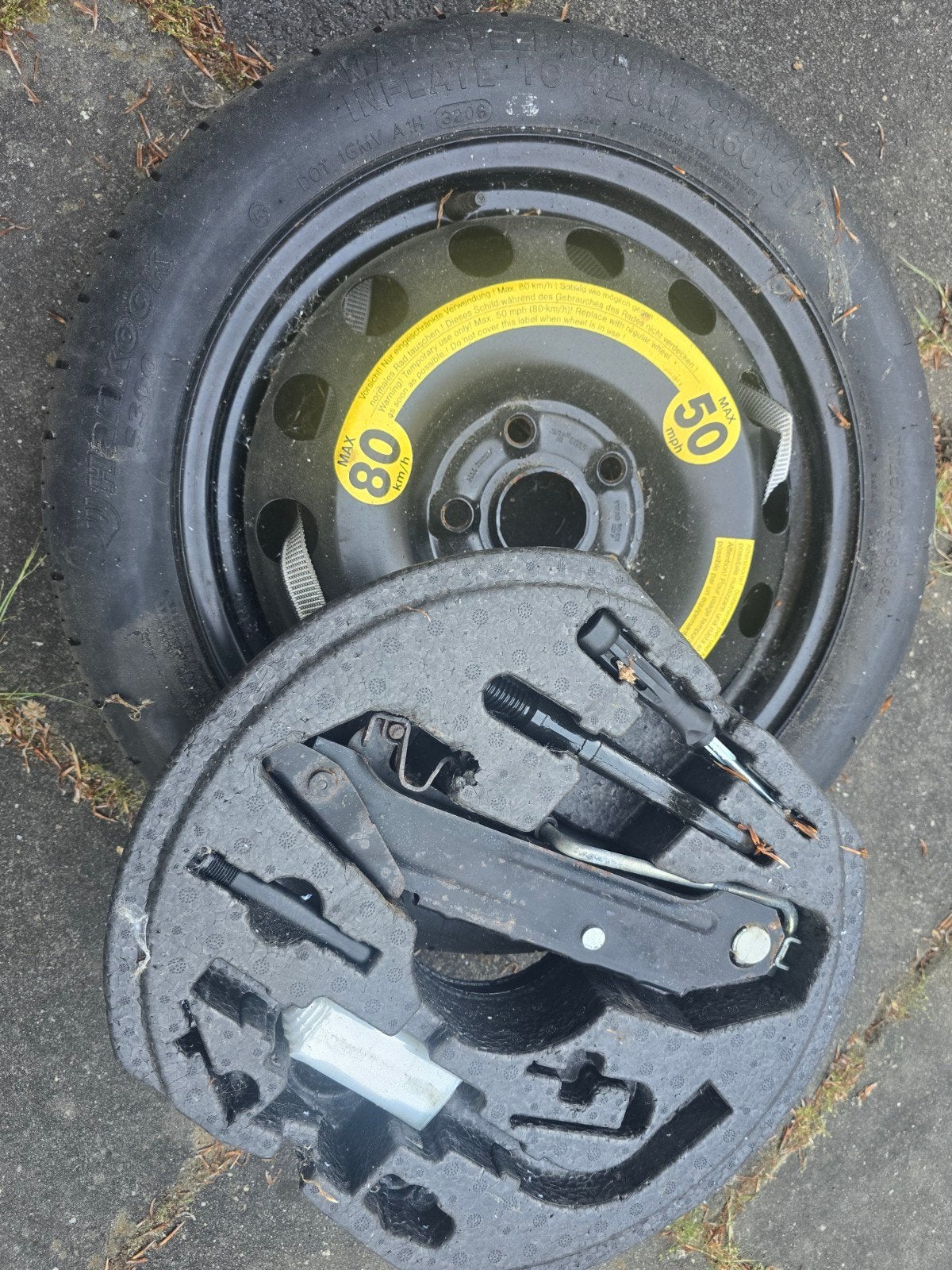 Reservewiel met krikset - Compact en compleet vw seat audi, Auto-onderdelen, Overige, Gebruikt, Overige, Banden en Velgen