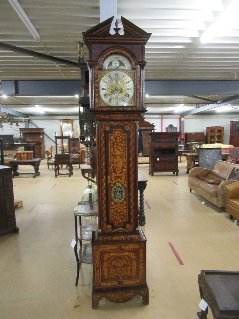 Oer 11270 18e eeuws staand horloge "J. Potting Harlingen", Ophalen