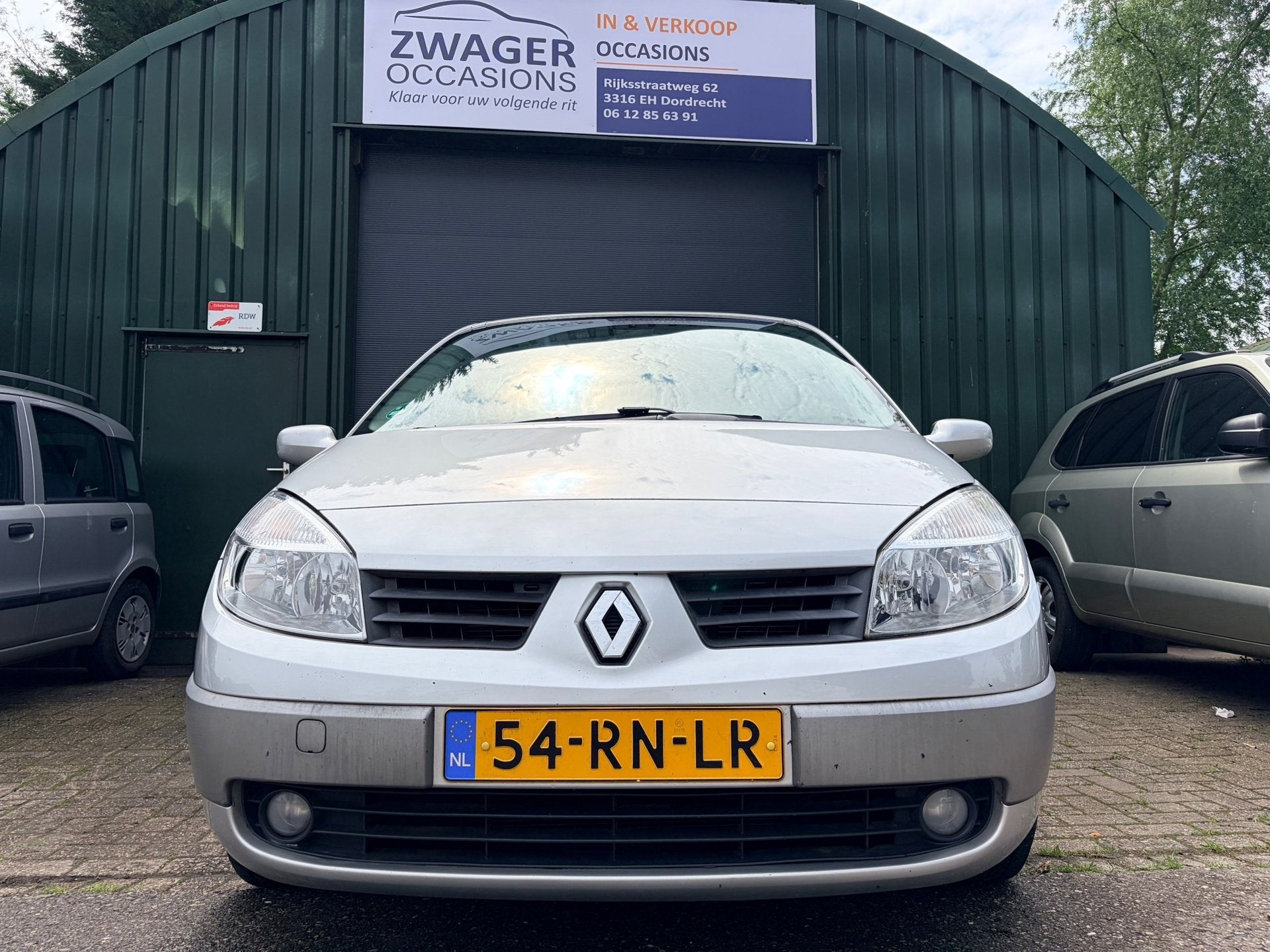 Renault Scénic 2.0-16V Privilège Luxe APK 12-05-2027, Auto's, Renault, 1998 cc, 135 pk, Gebruikt, 4 cilinders