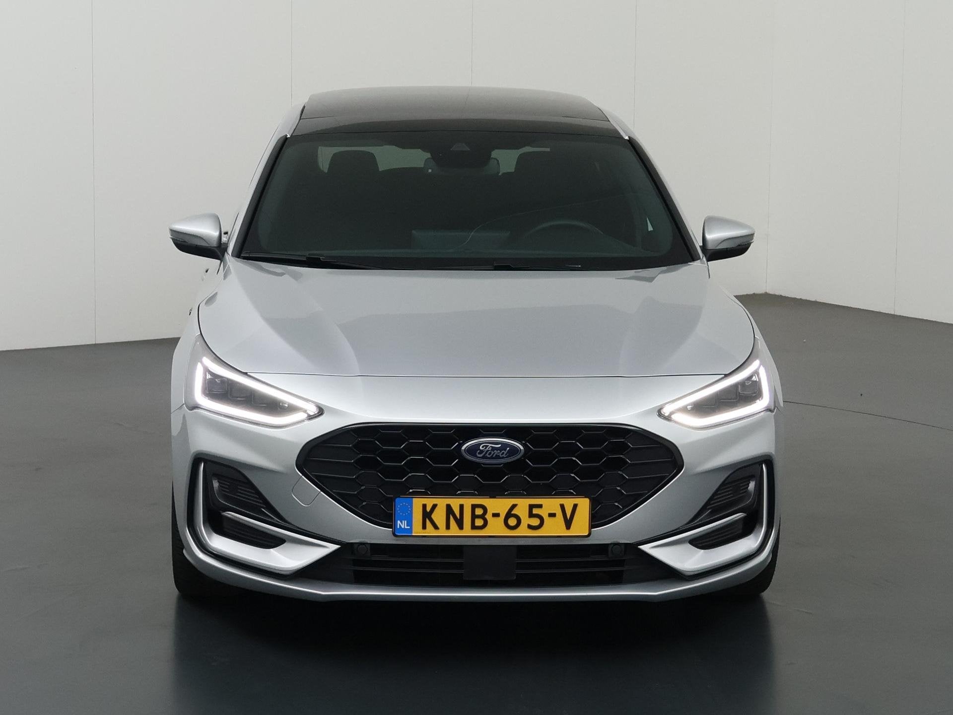 Ford Focus 1.0 EcoBoost Hybrid ST Line X | Panoramadak | Win, Auto's, Stof, Gebruikt, Automatische klimaatregeling, Bedrijf