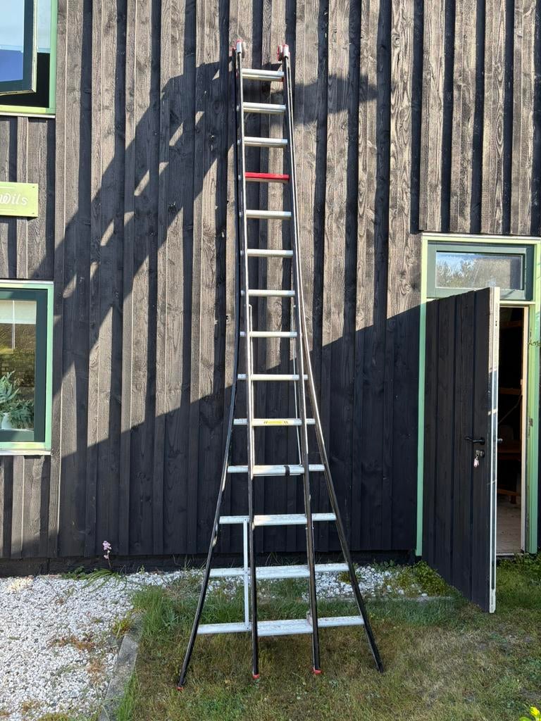 Altrex Nevada schuifladder 2x14 sporten, Doe-het-zelf en Verbouw, Ladders en Trappen, Ophalen, Zo goed als nieuw, Ladder, 4 meter of meer