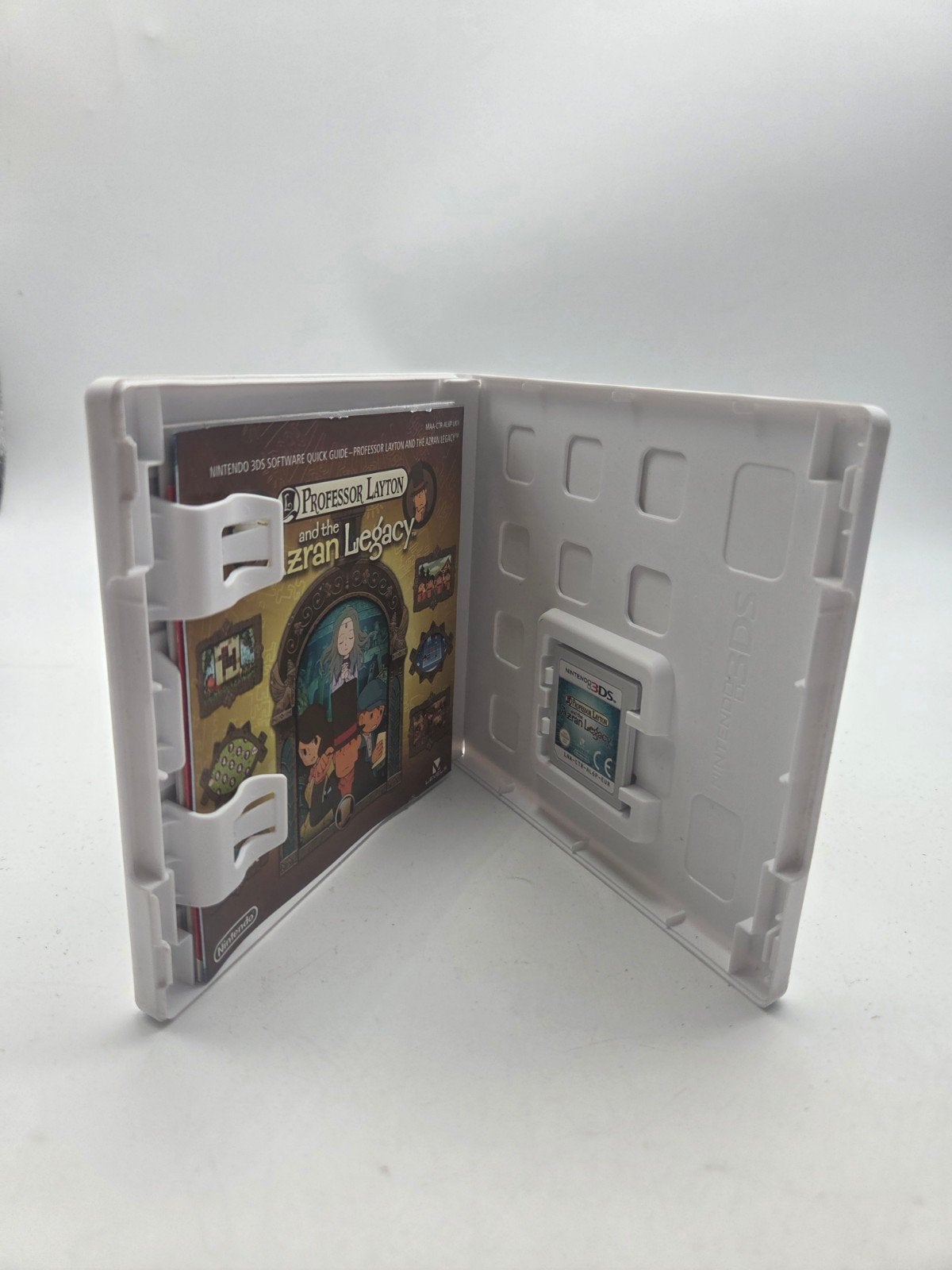 Professor Layton and the Azran Legacy - Nintendo 3DS, Spelcomputers en Games, Games | Nintendo 2DS en 3DS, Nintendo, Puzzel en Educatief