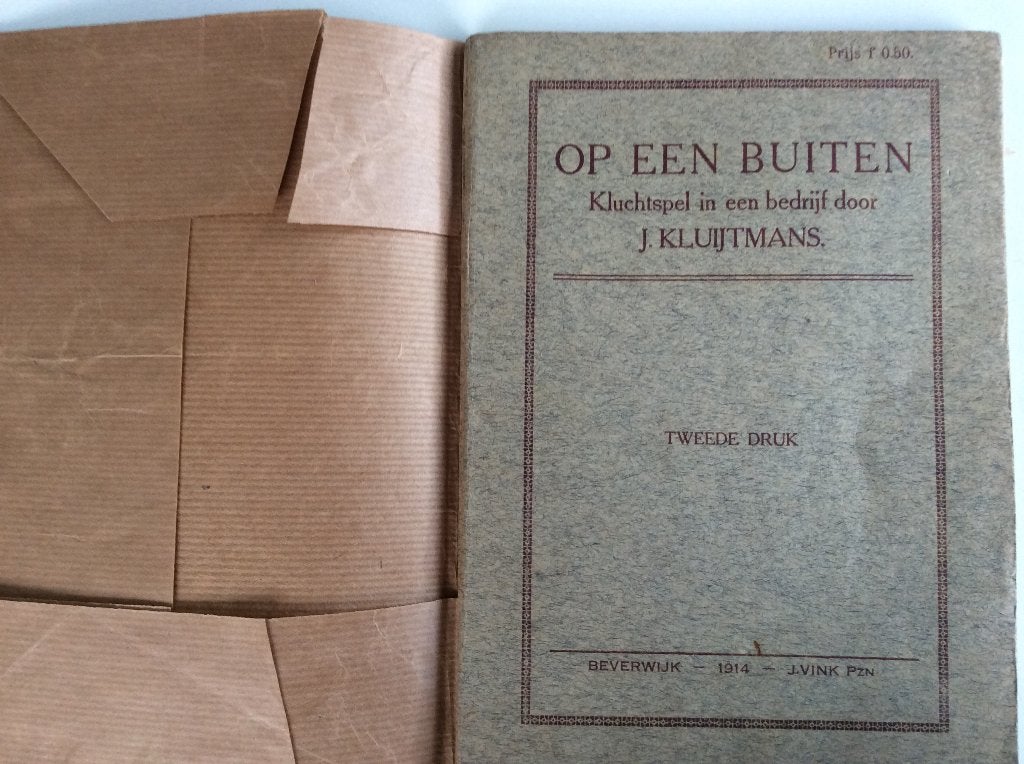 Op een Buiten - Kluchtspel voor 7 Dames uit 1914, Antiek en Kunst, Ophalen of Verzenden, J. Kluijtmans