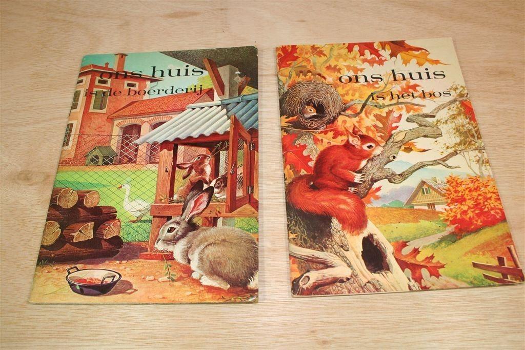 2 Vintage Prentenboekjes — Boerderij & Bos [1968], Ophalen of Verzenden, Gelezen