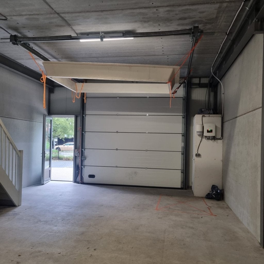 Te Huur Bedrijfsruimte Assendelft – 120 m² | 2 Etages, 120 m², Huur, Bedrijfsruimte
