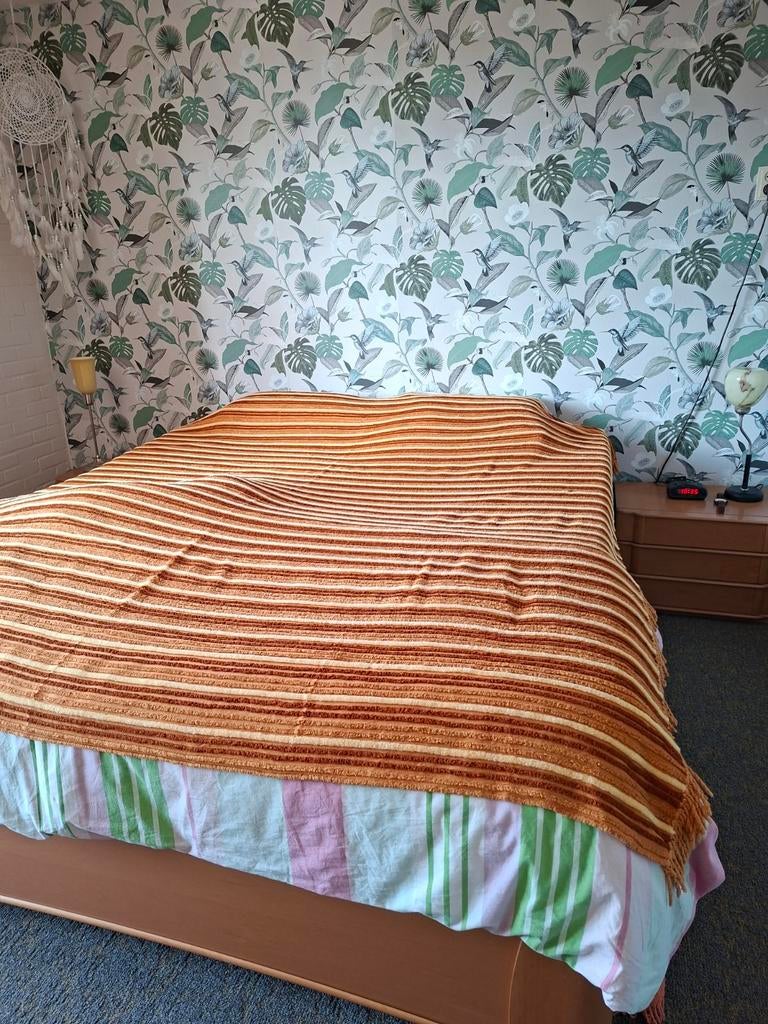 Oranje gestreepte vintage sprei voor tweepersoonsbed, Huis en Inrichting, Gebruikt, Tweepersoons, Oranje, Ophalen of Verzenden