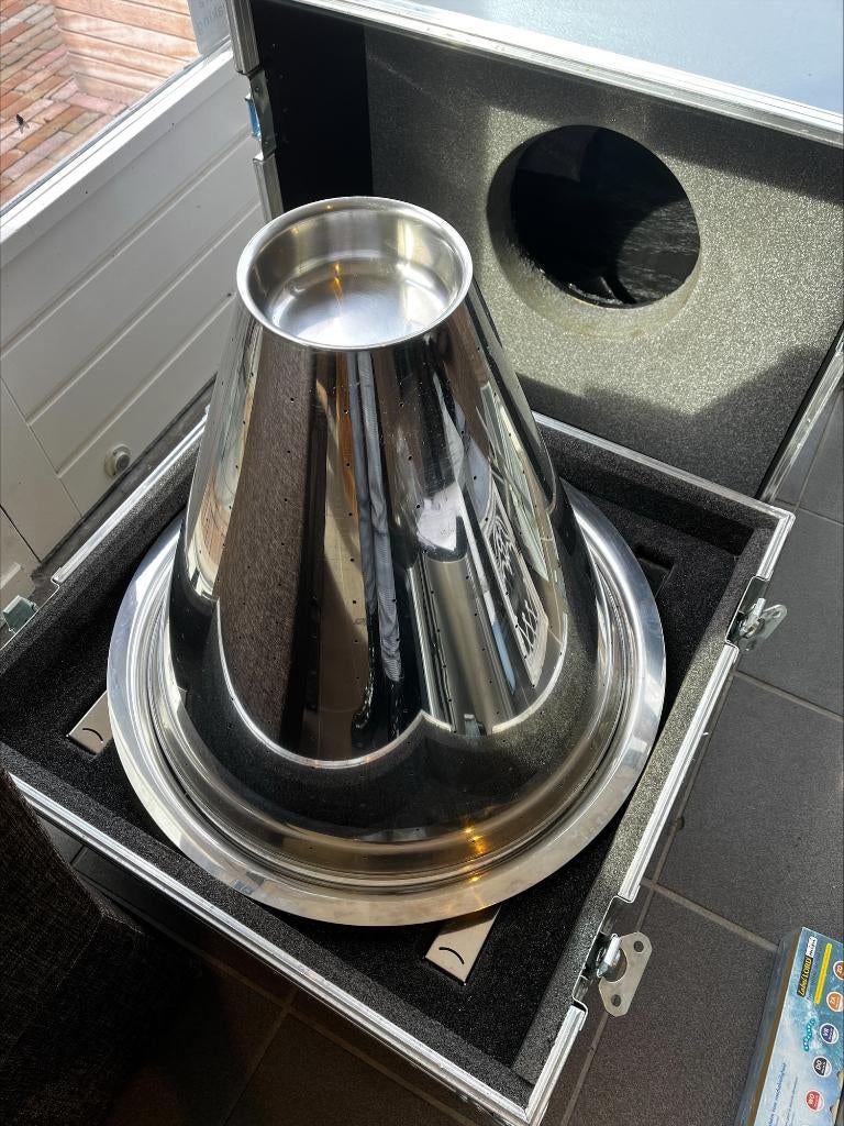 WMF Proff. RVS horeca amuse kegel inclusief flightcase, Huis en Inrichting, Ophalen, Overige materialen, Gebruikt, Overige typen