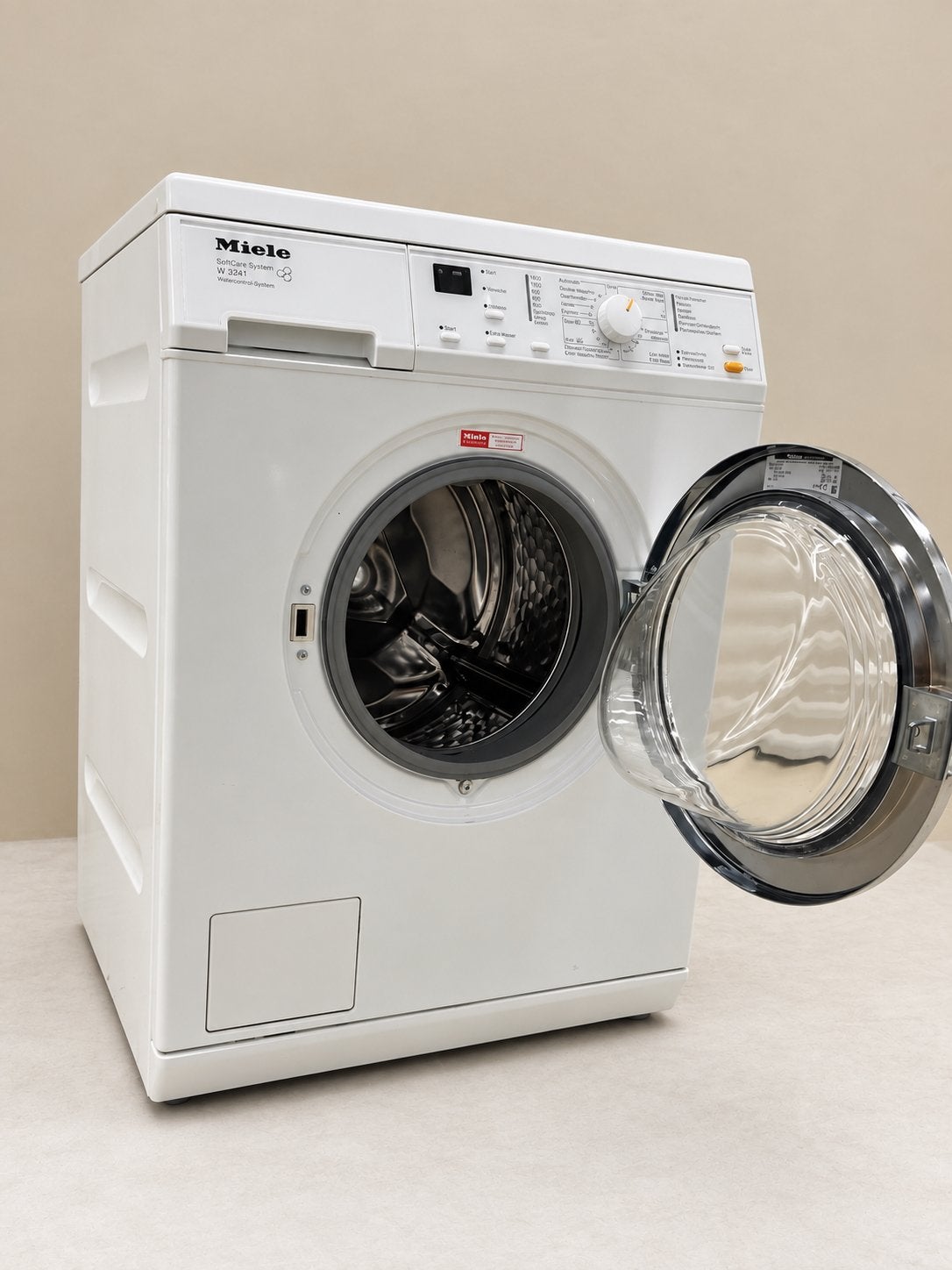 Foto 3 van DEGELIJKE MIELE W3241 WASMACHINE A++ 6KG 1400 TPM