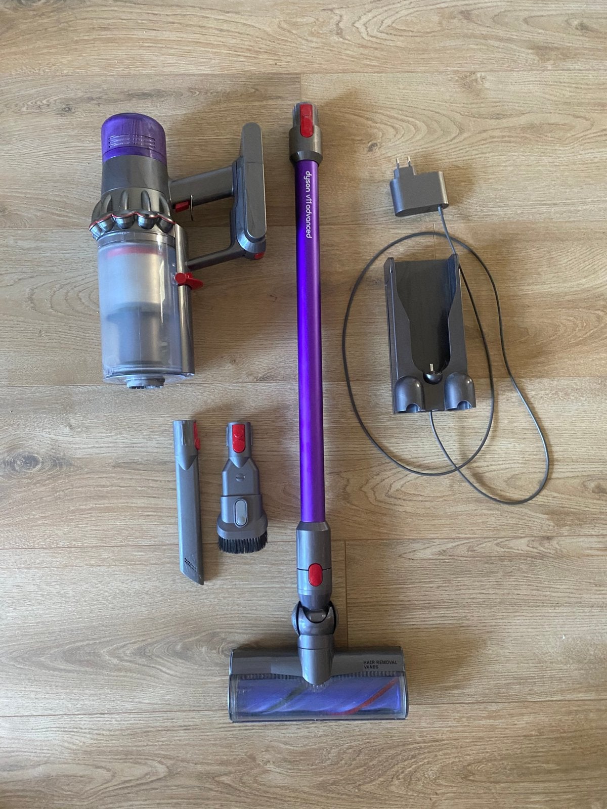 Dyson V11 advanced, Witgoed en Apparatuur, Stofzuigers, Ophalen, Zo goed als nieuw, Dyson, Geschikt voor tapijt