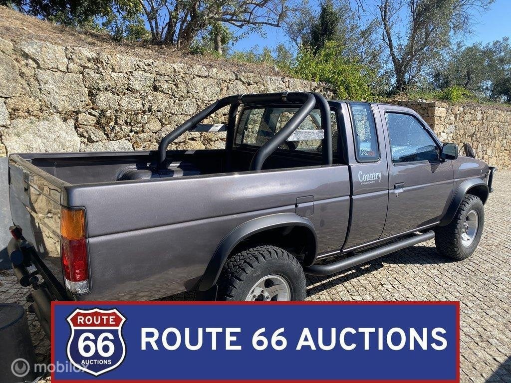 Nissan Pick-Up King Cab 4x4 Country | 1992 | Route 66 Auctio, Auto's, Overige carrosserieën, Zwart, Bedrijf, Handgeschakeld