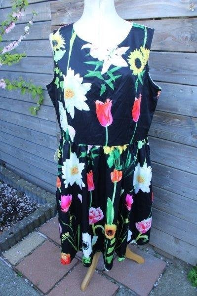 Jurk zwart/ kleur Lindy Bop mt XL Nieuw Vaste prijs, Kleding | Dames, Zwart, Maat 46/48 (XL) of groter, Nieuw, Ophalen of Verzenden