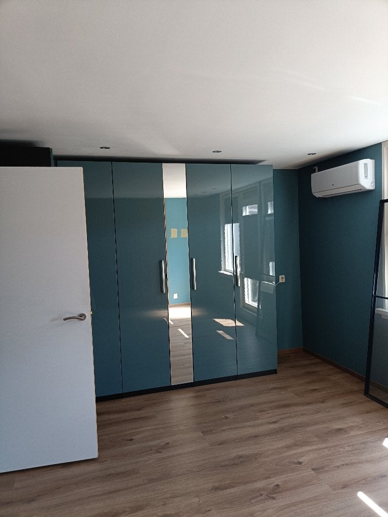 GRATIS! Ruim 18m2 laminaatvloer, Ophalen, 50 tot 150 cm, Zo goed als nieuw, 10 m² of meer