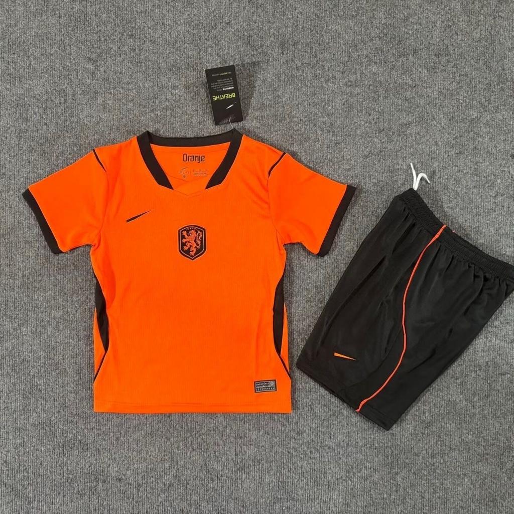Oranje Voetbaltenue voor Kinderen - Maten 20 & 22, Kinderen en Baby's, Kinderkleding | Overige, Ophalen, Nieuw, Jongen of Meisje