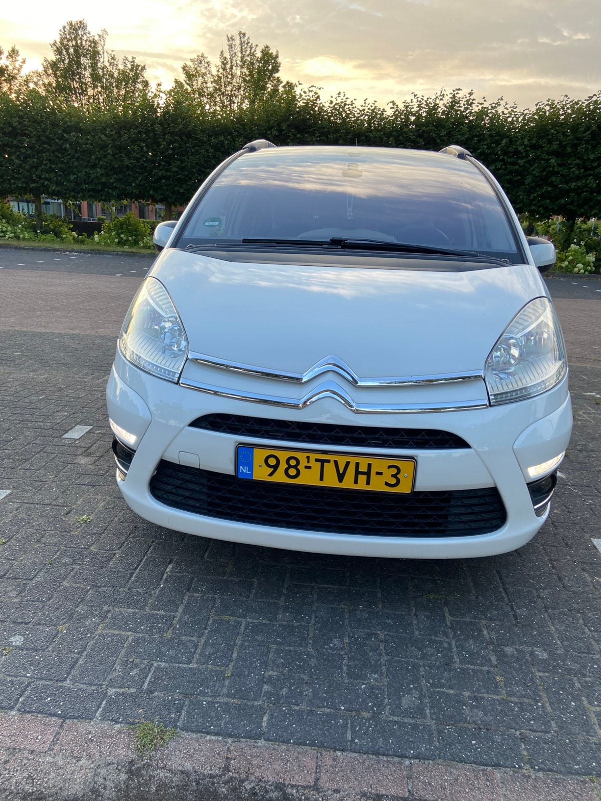Citroën C4 (Grand) Picasso 1.6 THP EGS 7-ZITS 2012 Wit, Auto's, Citroën, Particulier, C4 (Grand) Picasso, Airbags, Airconditioning