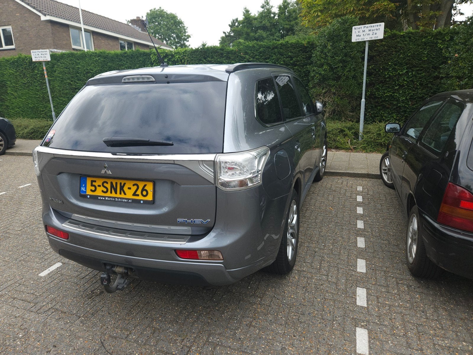 Mitsubishi Outlander 2.0 Dohc Mivec Phev 203pk 4WD CVT 5P, 1998 cc, Outlander, 4 cilinders, Vierwielaandrijving