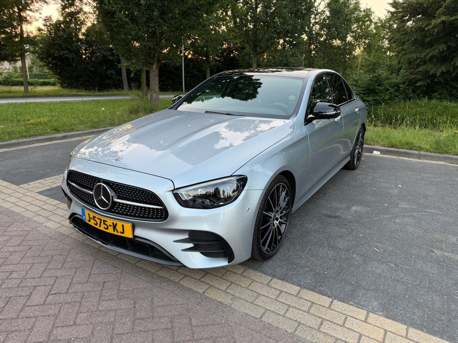 Mercedes-Benz E-Klasse E200 197pk 9G-TRONIC 2020 | ORG NL, Achterwielaandrijving, 4 cilinders, 750 kg, 1900 kg