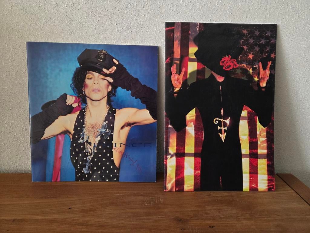 Prince memorablia: Prince Love Sex '88 Tourboek +Free Music, Ophalen of Verzenden, Zo goed als nieuw, Artiest, Prince