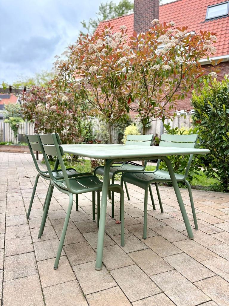 Fermob Luxembourg garden set 165x100 table + 4 chairs cactus, Tuin en Terras, Tuinsets en Loungesets, Ophalen, 4 zitplaatsen, Aluminium