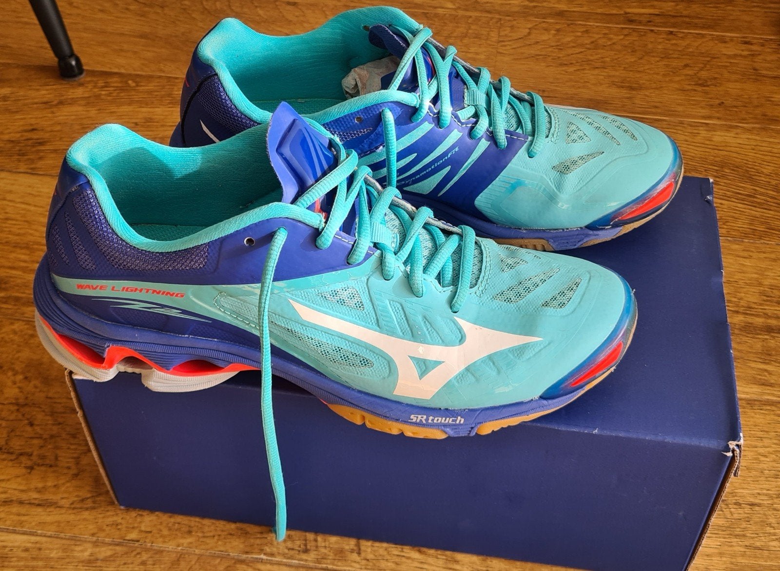Mizuno Wave Lightning Z4 Volleybalschoenen - Maat 40.5, Ophalen of Verzenden, Gebruikt