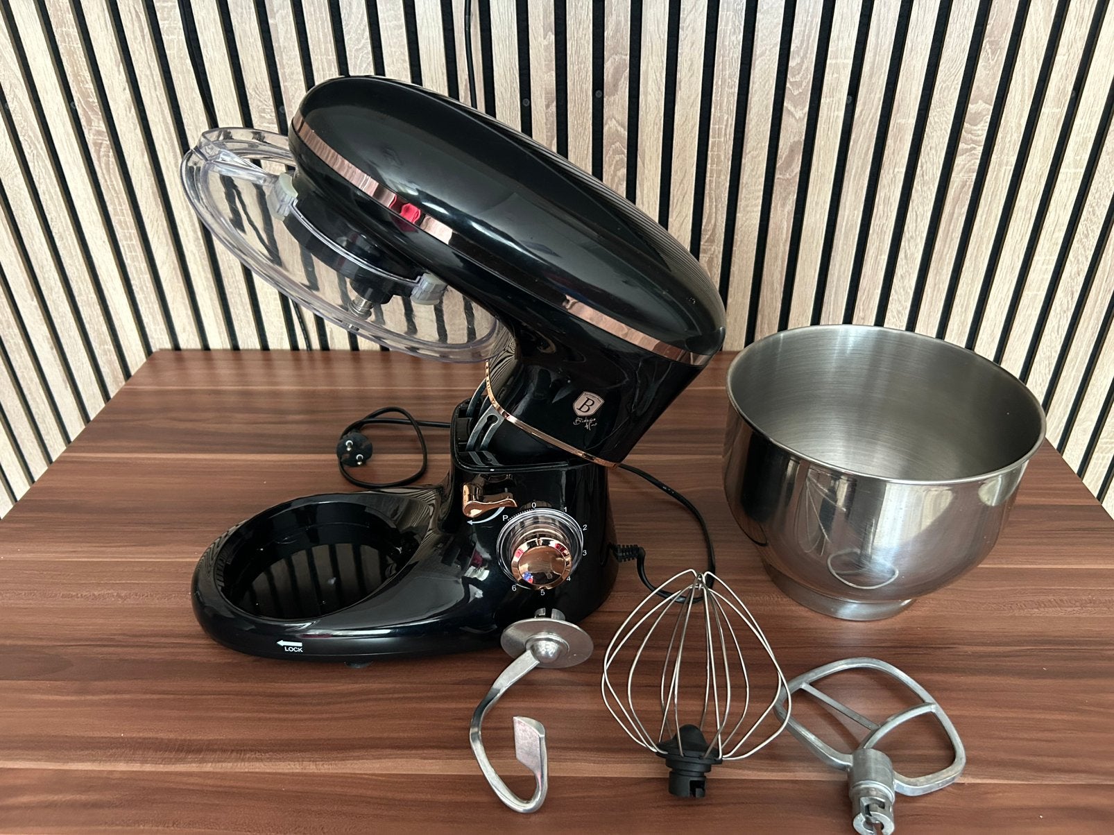Berlinger Haus Keukenmachine, Ophalen, 4 liter of meer, 3 snelheden of meer, Zo goed als nieuw