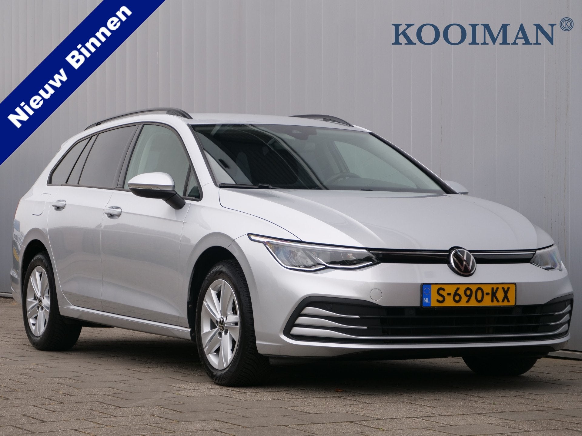 Volkswagen Golf Variant 1.0 eTSI Life 110 Pk Automaat Navi /, Stof, Gebruikt, 19 km/l, 3 cilinders