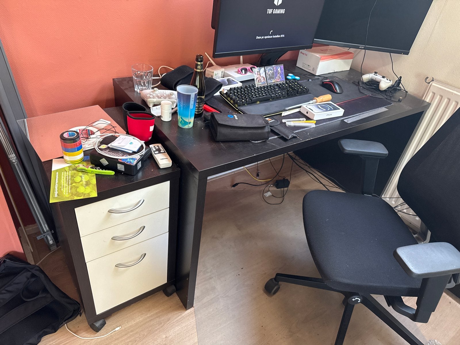 Bureau met ladekast - Ideaal voor thuiswerkplek, Ophalen, Zwart, Gebruikt, Met lades