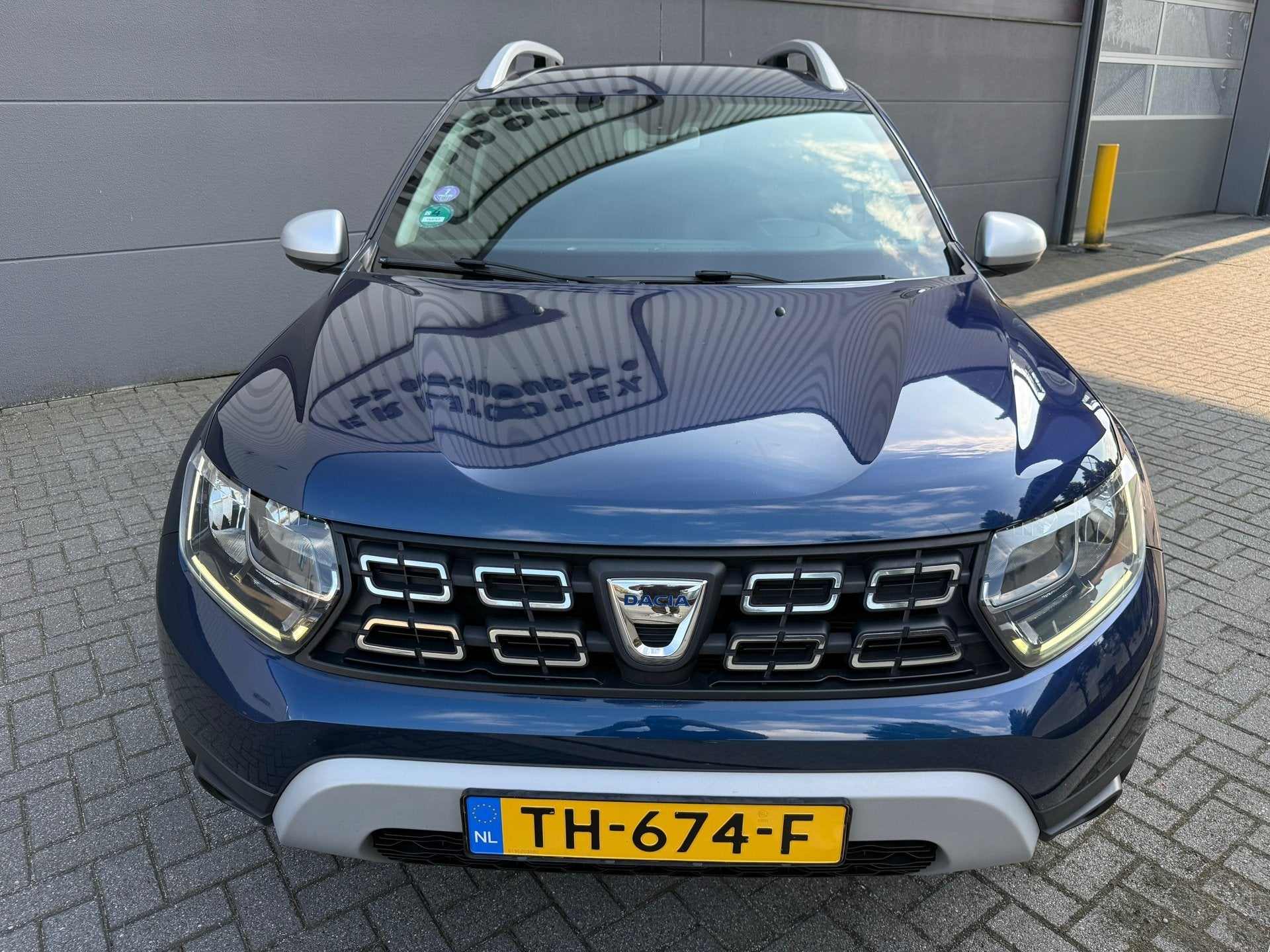 Dacia Duster 1.2 TCe Prestige*Camera*NAVI*Trekhaak*Climat-Ai, Voorwielaandrijving, 125 pk, Gebruikt, Euro 6