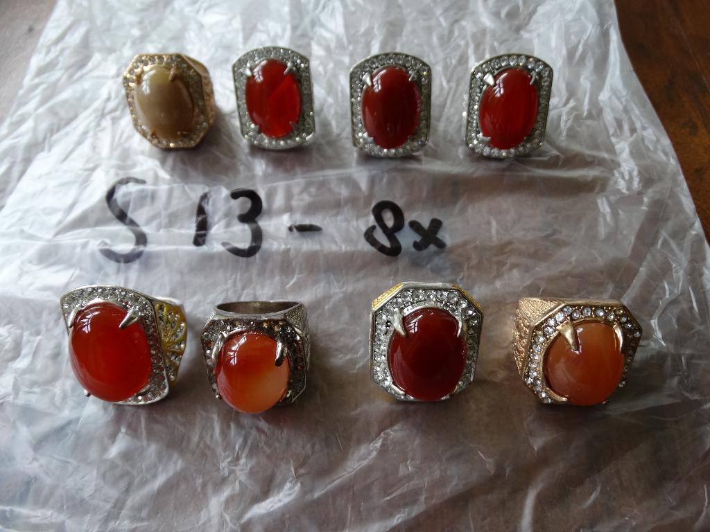 8 ringen Dukun natuurstenen edelstenen, monel, Indonesië, Sieraden, Tassen en Uiterlijk, Ringen, Verzenden, 19 tot 20, Zo goed als nieuw