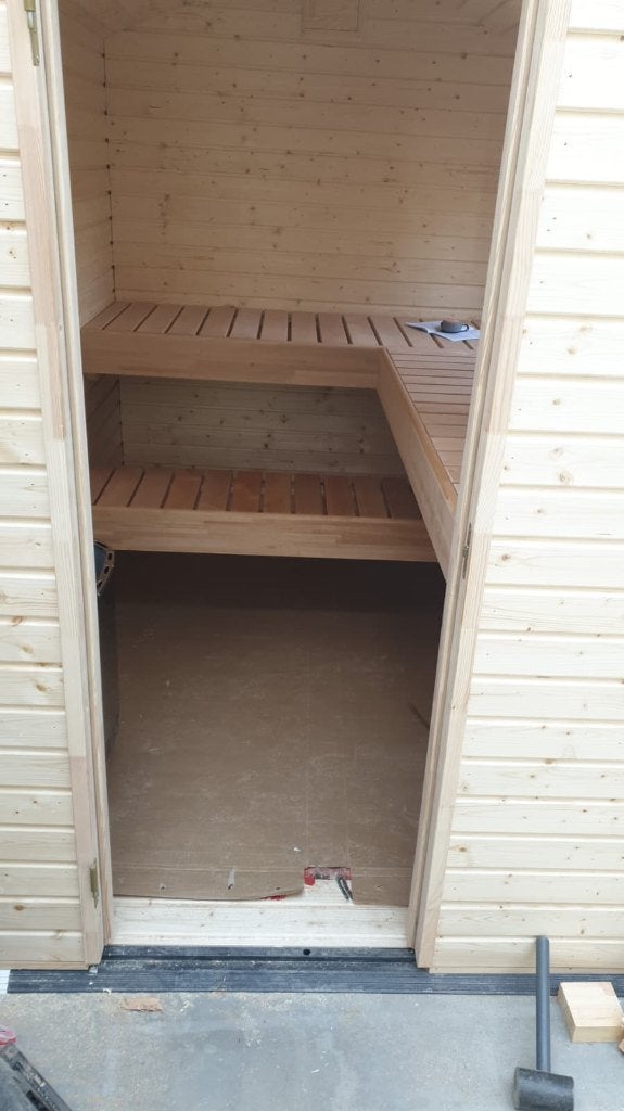 Complete buitensauna in Keter tuinhuis, Ophalen, Zo goed als nieuw