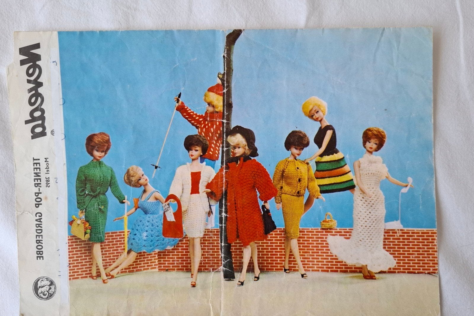 BARBIE breipatronen - Duidelijk omschreven, Ophalen of Verzenden, Gebruikt, Breien, Patroon of Boek