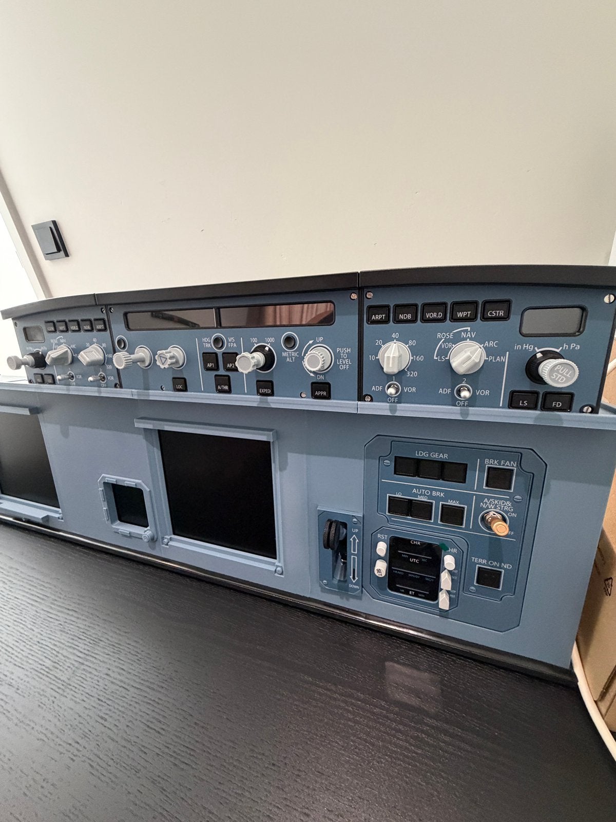 Airbus A320 desktop cockpit MIP met 2 schermen, Ophalen, Zo goed als nieuw
