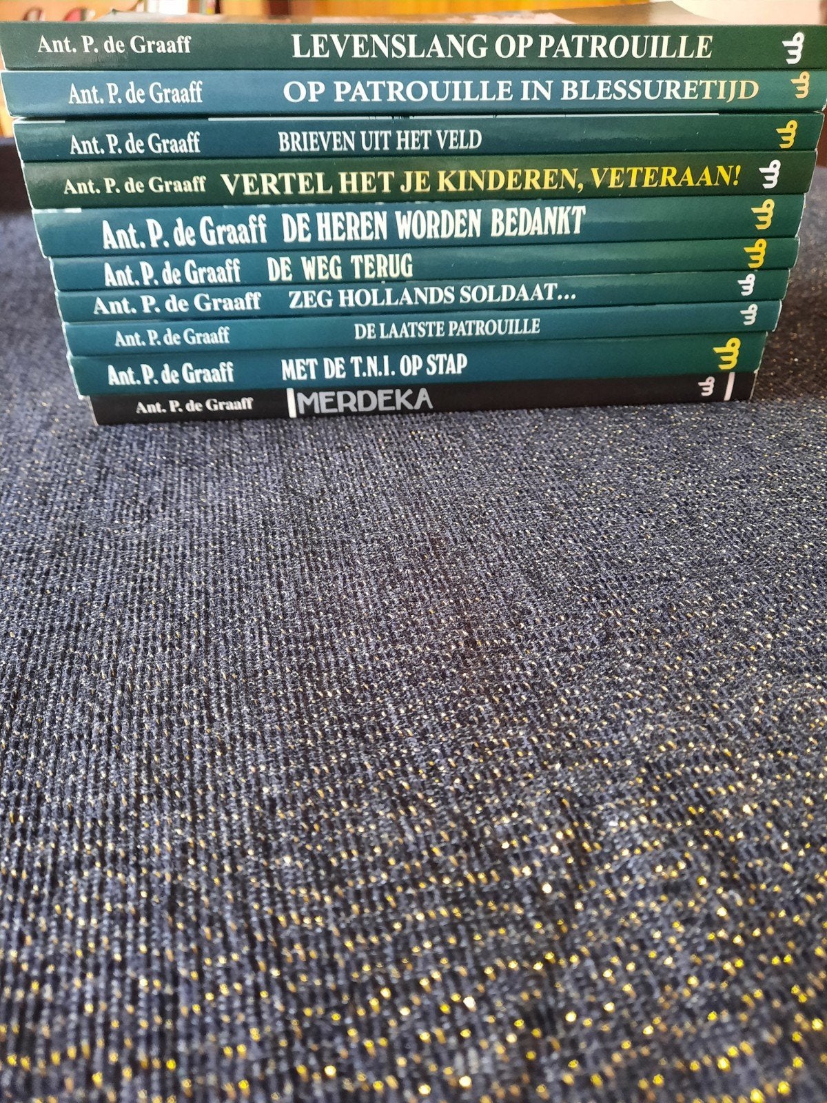 Ant. P. de Graaff - Indië-boeken (10-delige serie), Gelezen, Ophalen of Verzenden, Landmacht, 1945 tot heden