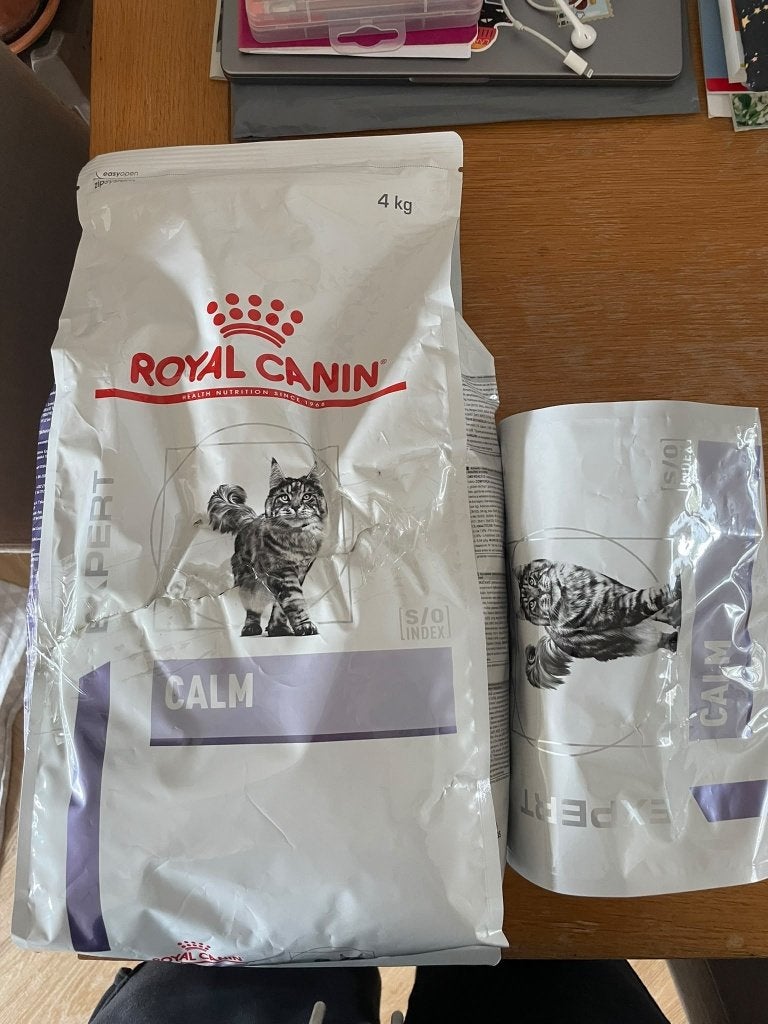 Kattenbrokjes Royal Canin Calm, ruim 5 kilo, Ophalen of Verzenden, Kat