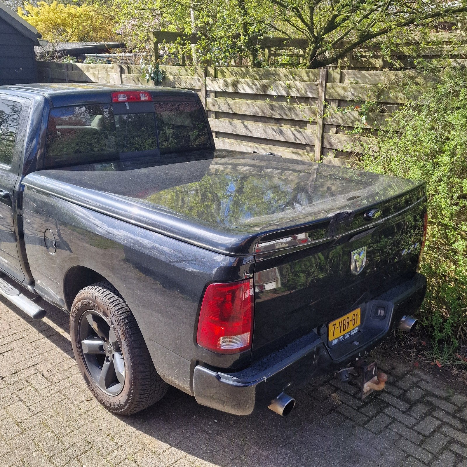Dodge Ram 1500 Gen 4 Jadon Tonneau bedcover hardcover, Ophalen, Gebruikt